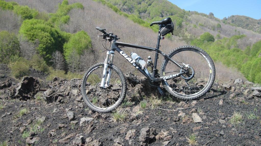 Sotto Il Vulcano Николози Екстериор снимка