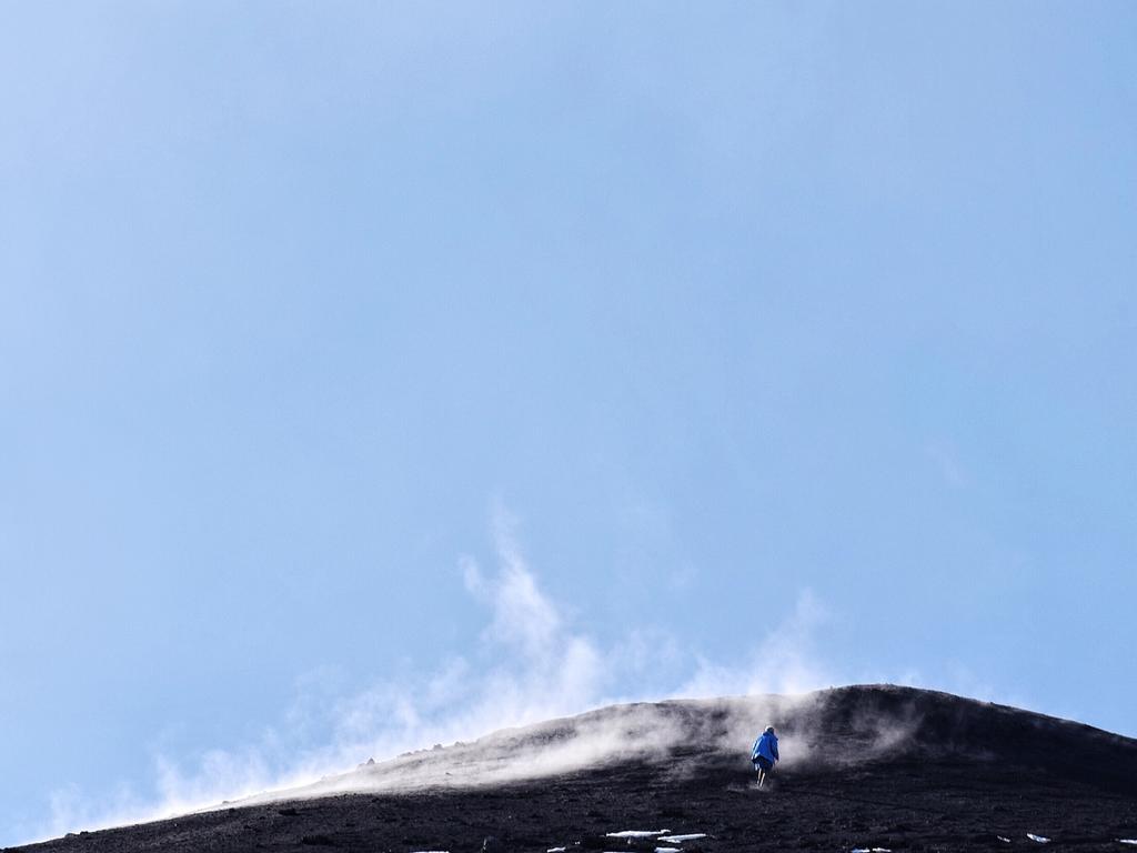 Sotto Il Vulcano Николози Екстериор снимка